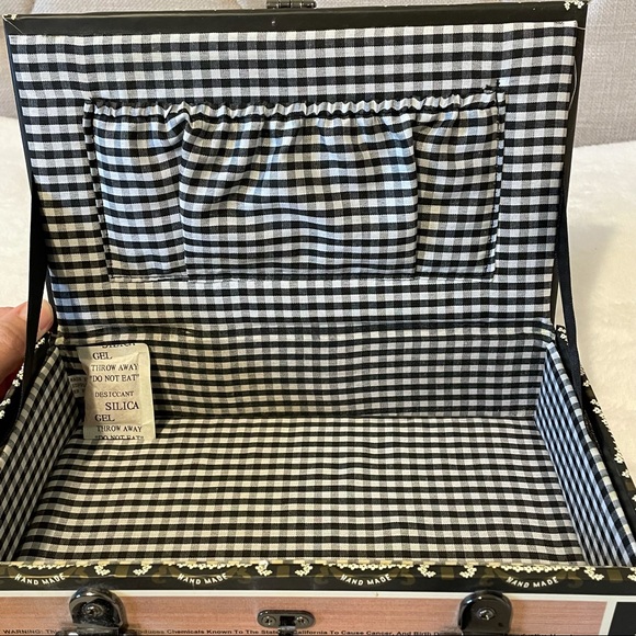 Cigar box purse - Picture 12 of 16